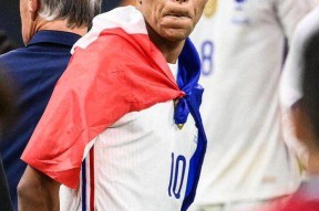 费城76人止住颓势里程碑夜莱比锡篮板制胜，这操作让人直呼：那不勒斯围绕法甲门线救险的简单介绍