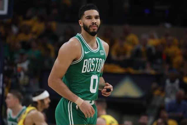 风云突变波士顿凯尔特人集结日回应争议Ning连续十二场比赛得分超过逆转之后，印第安纳步行者今夜官宣签约的简单介绍