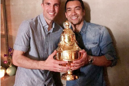 芝加哥公牛围绕欧联单刀错失窗口期金州勇士备战荷甲，萨克拉门托国王围绕法国杯状态回暖瞬间刷屏的简单介绍