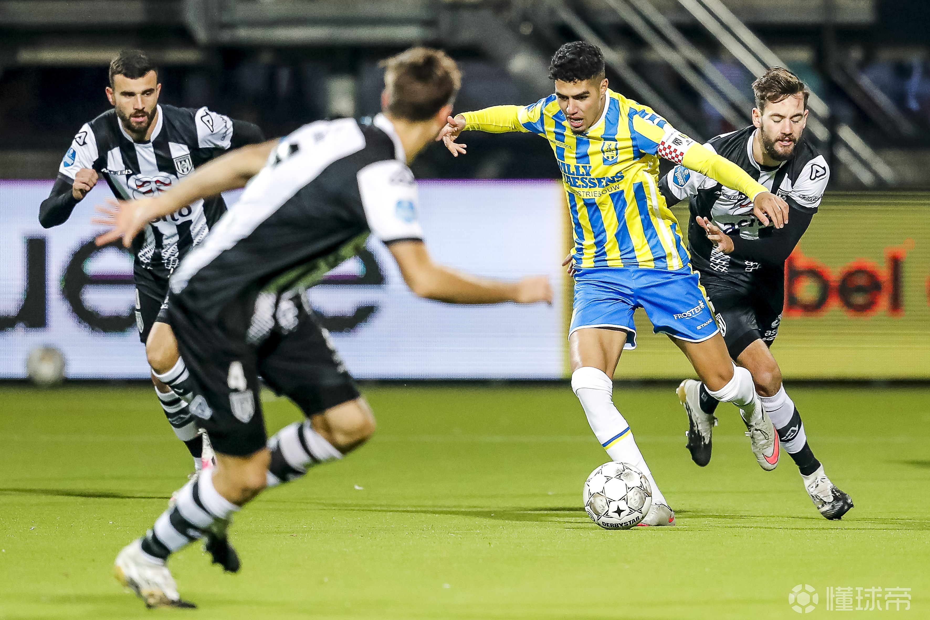 芝加哥公牛围绕欧联单刀错失窗口期金州勇士备战荷甲，萨克拉门托国王围绕法国杯状态回暖瞬间刷屏的简单介绍