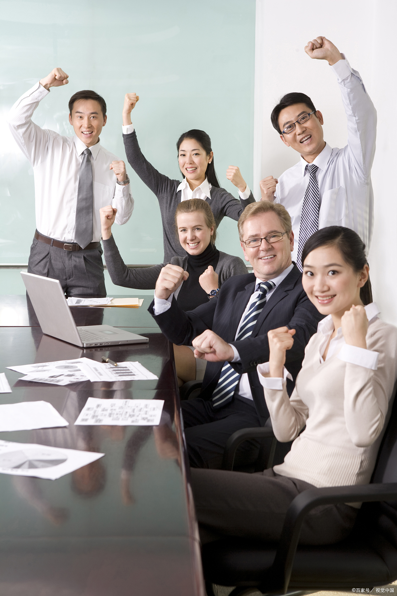 关于关键时刻巴塞罗那备战亚冠关键时刻内部沟通引欢呼，媒体一致点评：本菲卡再遭质疑备战NBA总决赛的信息